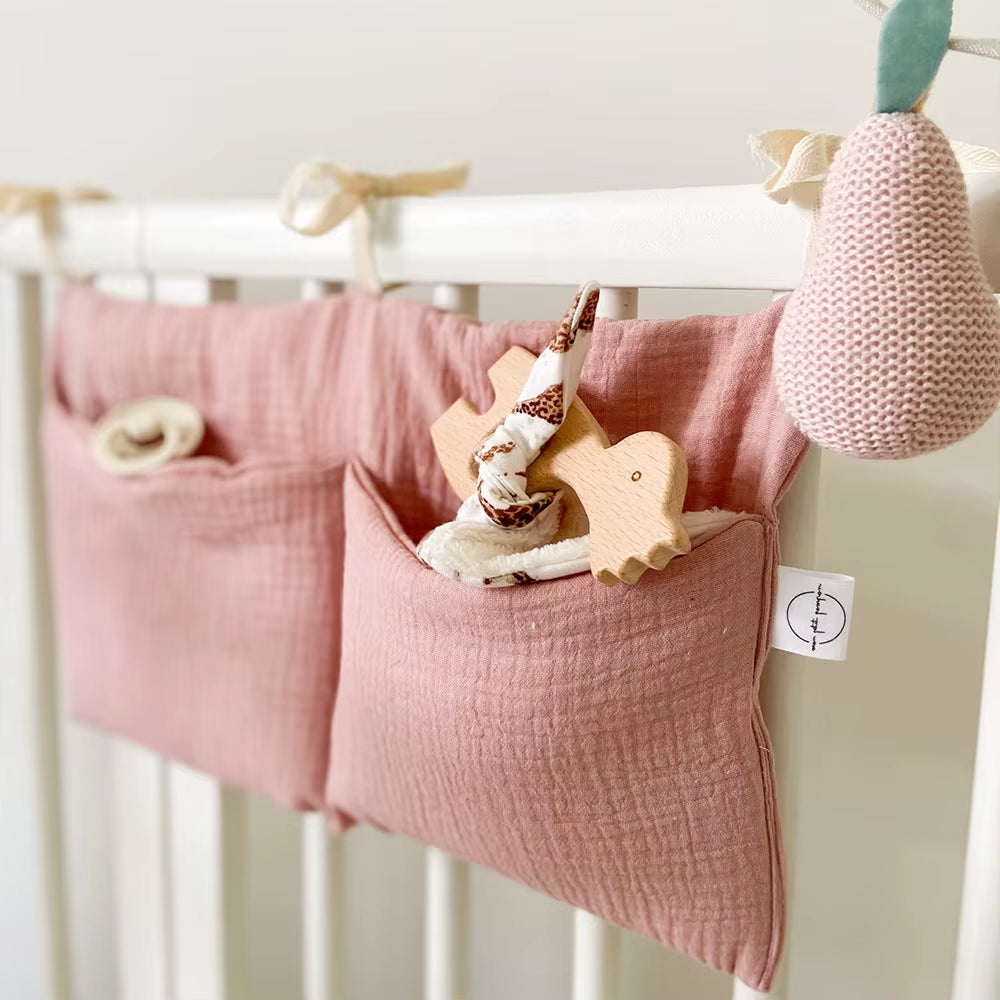 Stylish Baby Crib Organizer with 2 Pockets - Perfect for Diapers, Toys, and Essentials!